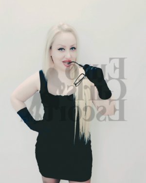 Marie-erika escorts in Picayune MS